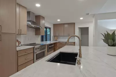 6233 Chesley Lane, Dallas, TX 75214 - Photo 7