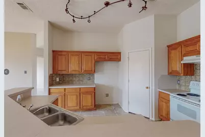 1720 Treasure Cay Drive, Mansfield, TX 76063 - Photo 5