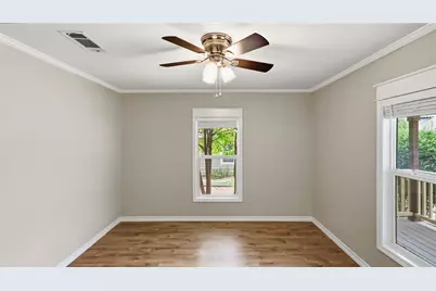 914 W Sunset Street, Grapevine, TX 76051 - Photo 17