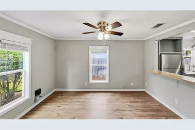 914 W Sunset Street, Grapevine, TX 76051 - Photo 9