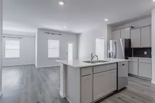 610 Overlook Pt, Lavon, TX 75166 - Photo 3