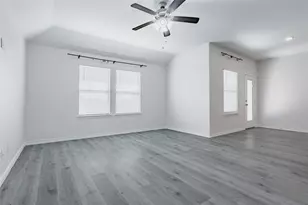 610 Overlook Pt, Lavon, TX 75166 - Photo 9