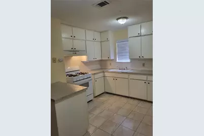 1551 Pamela Lane, Fort Worth, TX 76112 - Photo 3
