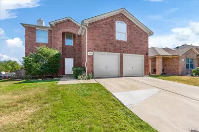 1047 Stream Drive, Grand Prairie, TX 75052 - Photo 1