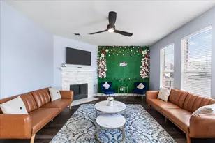 1047 Stream Dr, Grand Prairie, TX 75052 - Photo 11