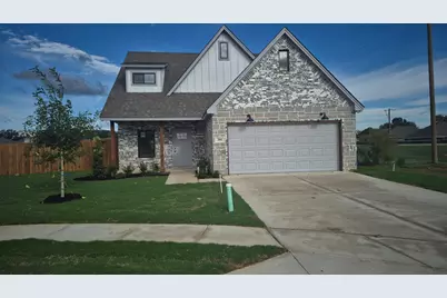 201 Joel Street, Springtown, TX 76082 - Photo 1