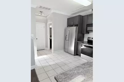 911 Spring Valley Plaza, Richardson, TX 75080 - Photo 9