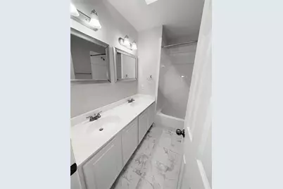 911 Spring Valley Plaza, Richardson, TX 75080 - Photo 11