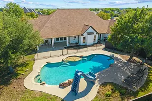 2811 Timber Rock Ln, Midlothian, TX 76065 - Photo 3