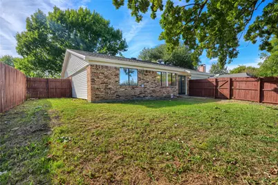 912 Navasota Drive, Garland, TX 75040 - Photo 31
