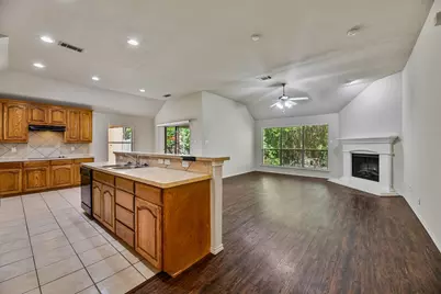 5732 Derek Way, Grand Prairie, TX 75052 - Photo 11