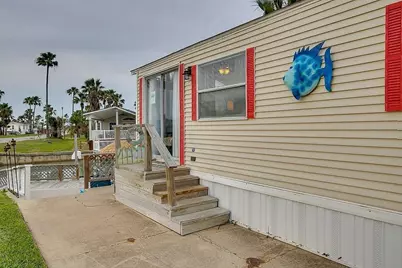 762 E Oyster Drive, Port Isabel, TX 78578 - Photo 21