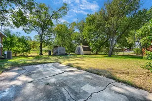 2904 Browne Dr, Garland, TX 75041 - Photo 29