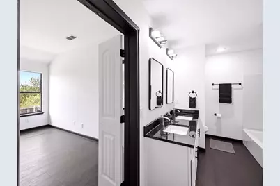 4000 Rosita Street, Fort Worth, TX 76119 - Photo 13