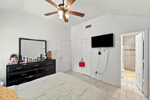 1307 Berry Dr, Cleburne, TX 76033 - Photo 19