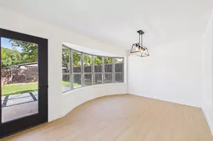 10835 Hayfield, Dallas, TX 75238 - Photo 11