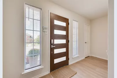 4104 Creekmeadow Drive, Carrollton, TX 75010 - Photo 5
