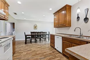 8525 County Rd 528, Burleson, TX 76028 - Photo 9