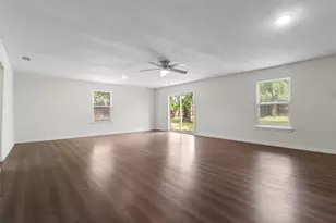 431 W Texas St, Denison, TX 75020 - Photo 23