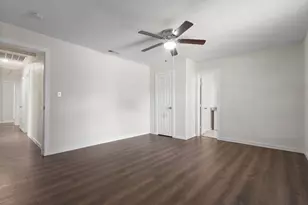 431 W Texas St, Denison, TX 75020 - Photo 9