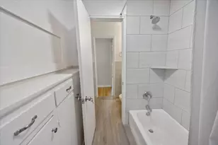 2116 Marilyn Ln, Arlington, TX 76010 - Photo 17