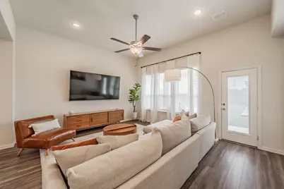 2725 Henson Lane, Garland, TX 75040 - Photo 5
