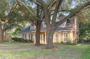 207 Westlane Cir, Woodway, TX 76712 - Photo 3