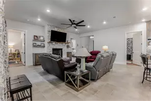 6015 Bonanza Dr, Granbury, TX 76049 - Photo 7
