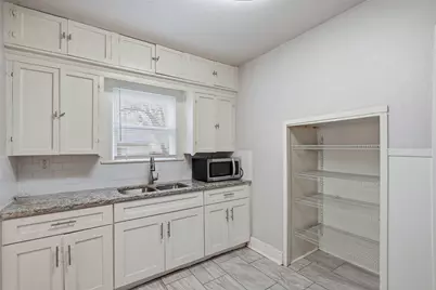 3413 Livingston Avenue, Fort Worth, TX 76110 - Photo 5