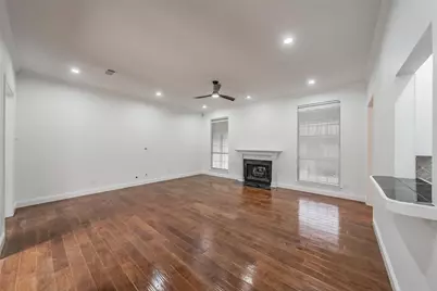 816 Havenwood Lane S, Fort Worth, TX 76112 - Photo 3
