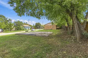 701 W Hull St, Denison, TX 75020 - Photo 19