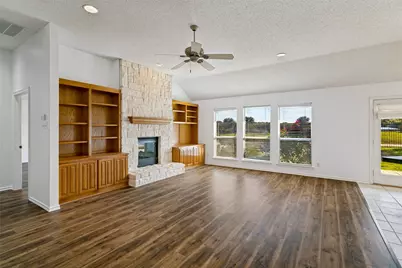 10533 Whitestone Ranch Road, Benbrook, TX 76126 - Photo 3