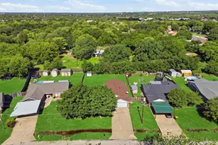 706 Shady Grove Dr, Granbury, TX 76049 - Photo 37