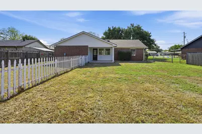 706 Shady Grove Drive, Granbury, TX 76049 - Photo 33