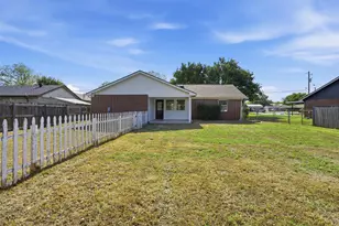 706 Shady Grove Dr, Granbury, TX 76049 - Photo 33