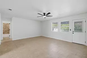 706 Shady Grove Dr, Granbury, TX 76049 - Photo 13