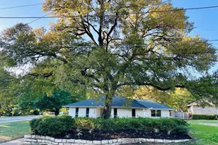 8405 Creekwood Dr, Dallas, TX 75228 - Photo 5