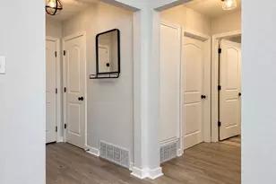 8405 Creekwood Dr, Dallas, TX 75228 - Photo 13