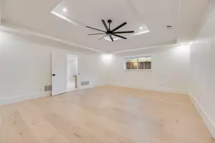 3707 Princess Ln, Dallas, TX 75229 - Photo 13