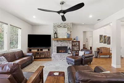 308 Constitution Court, Weatherford, TX 76088 - Photo 9