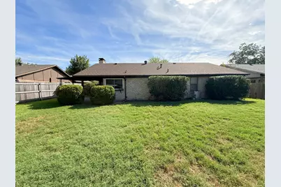 2806 Arcadia Lane, Carrollton, TX 75007 - Photo 11