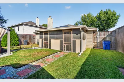 2832 Trailhouse Drive, Dallas, TX 75237 - Photo 27