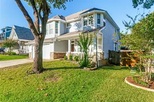 1021 Honeysuckle, Grapevine, TX 76051 - Photo 1