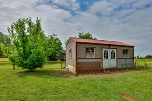 406 W Elm St, Collinsville, TX 76233 - Photo 19