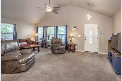 406 W Elm Street, Collinsville, TX 76233 - Photo 5
