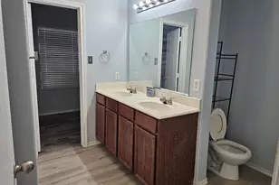 702 Locustberry Dr, Red Oak, TX 75154 - Photo 5