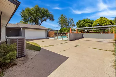2712 Beechmont Place, Dallas, TX 75228 - Photo 11