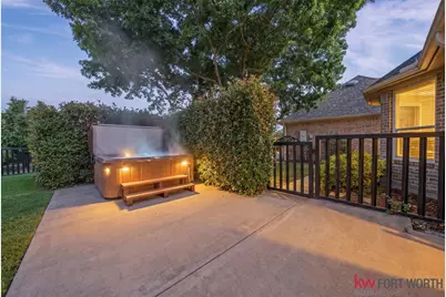 135 Country Vista Circle, Burleson, TX 76028 - Photo 29