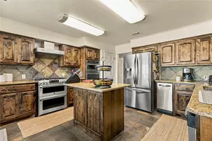 910 W Hwy 67, Alvarado, TX 76009 - Photo 3