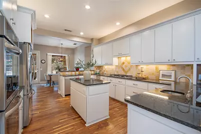 3107 Hillside Drive, Highland Village, TX 75077 - Photo 9